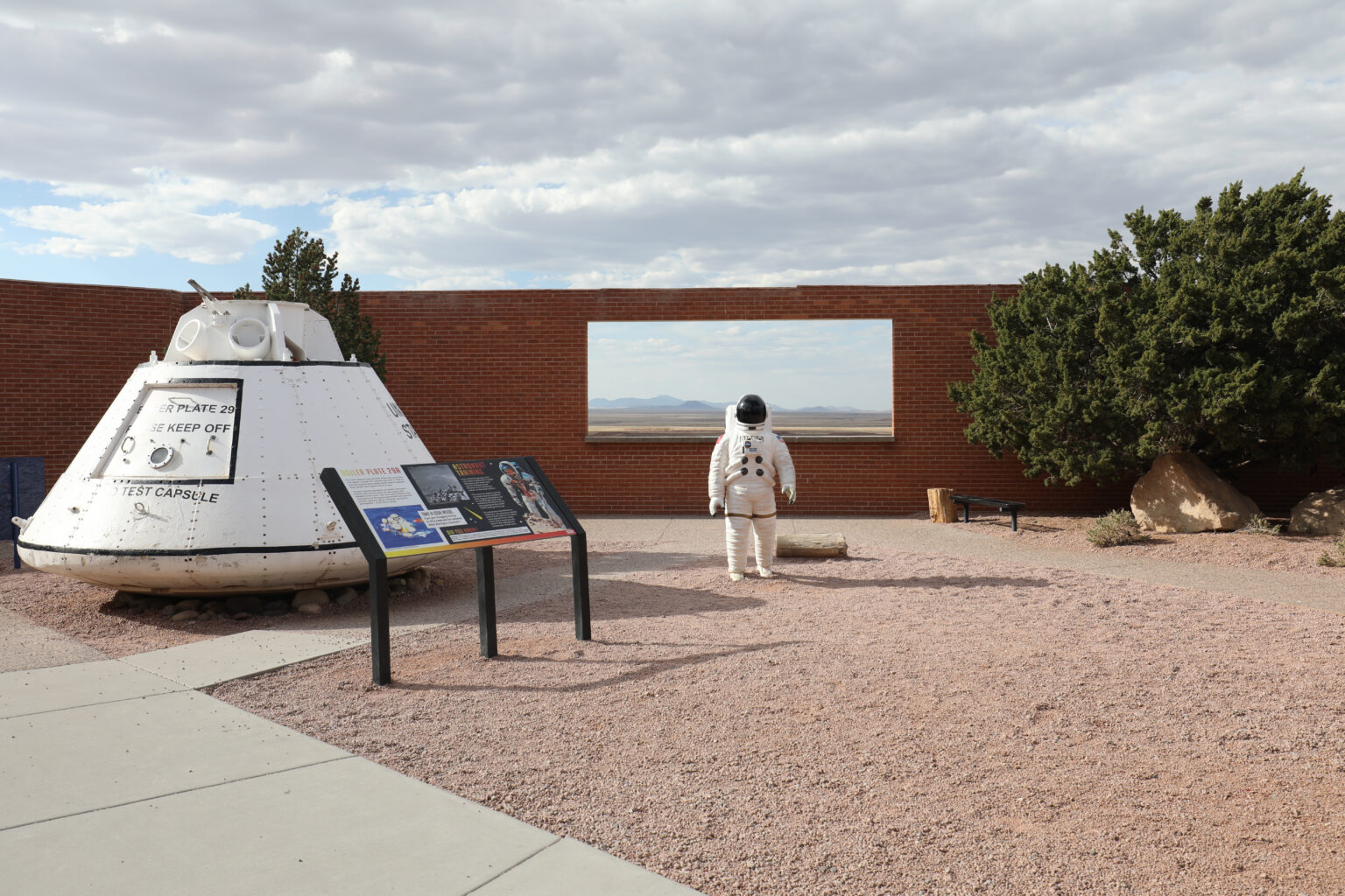 Meteor Center Visiting Giant Meteor Crater, Arizona - Listening To America