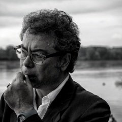 Italian journalist and author Marzio Mian.